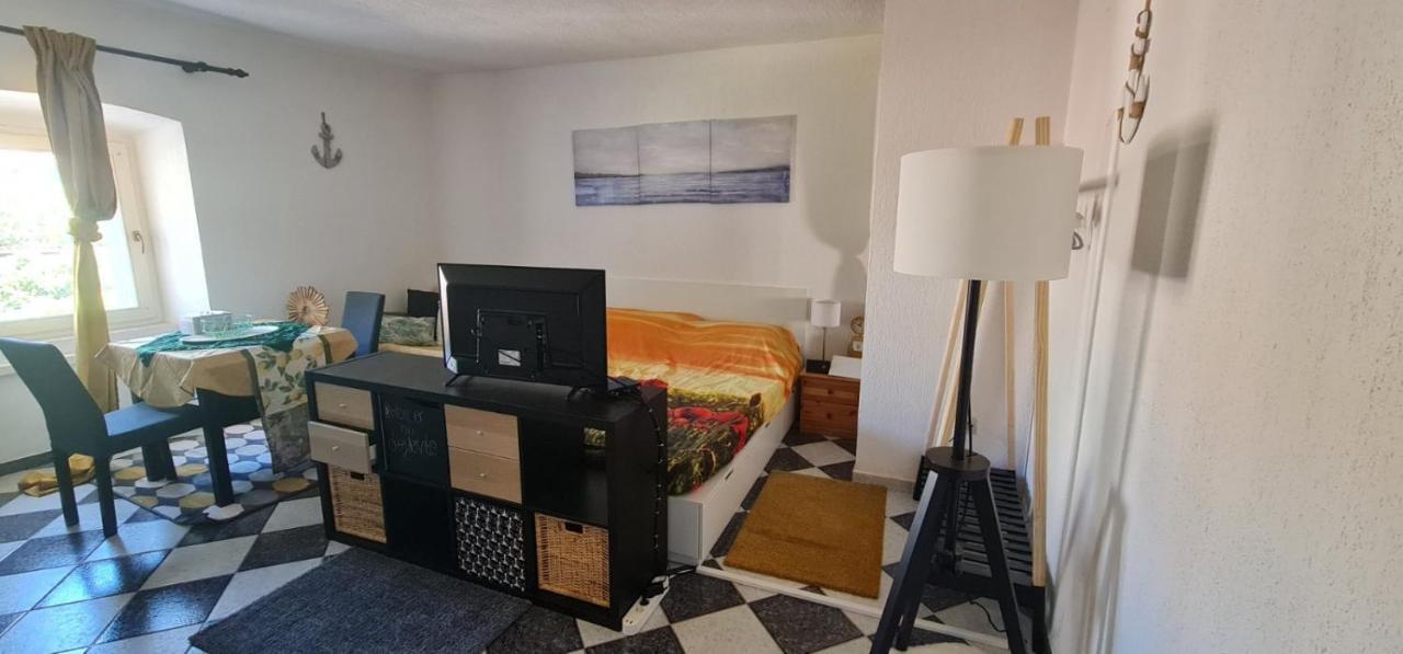 Studio Prommontore Premantura Buitenkant foto