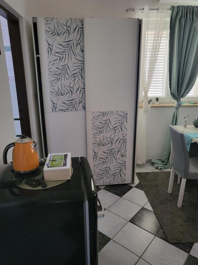 Studio Prommontore Premantura Buitenkant foto